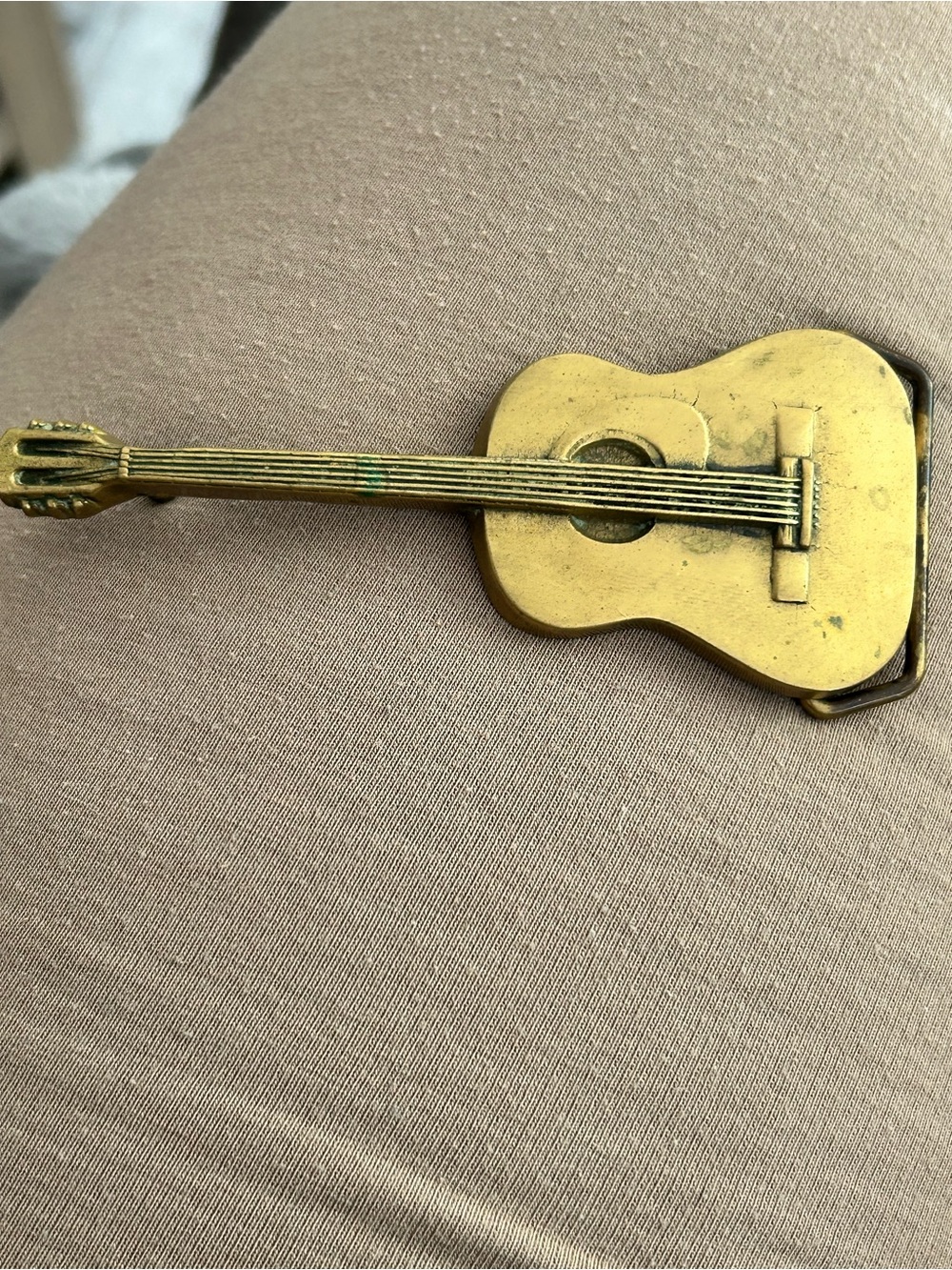 BARTON Vintage Guitar Belt Buckle - Brass Tone